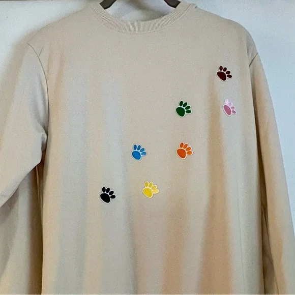 NWOT-Cream Sweatshirt with Colorful 
Embroidered mini Paw Prints - Picture 8 of 9